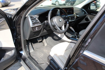 BMW X4 xDrive30d 48V 249CV (11)