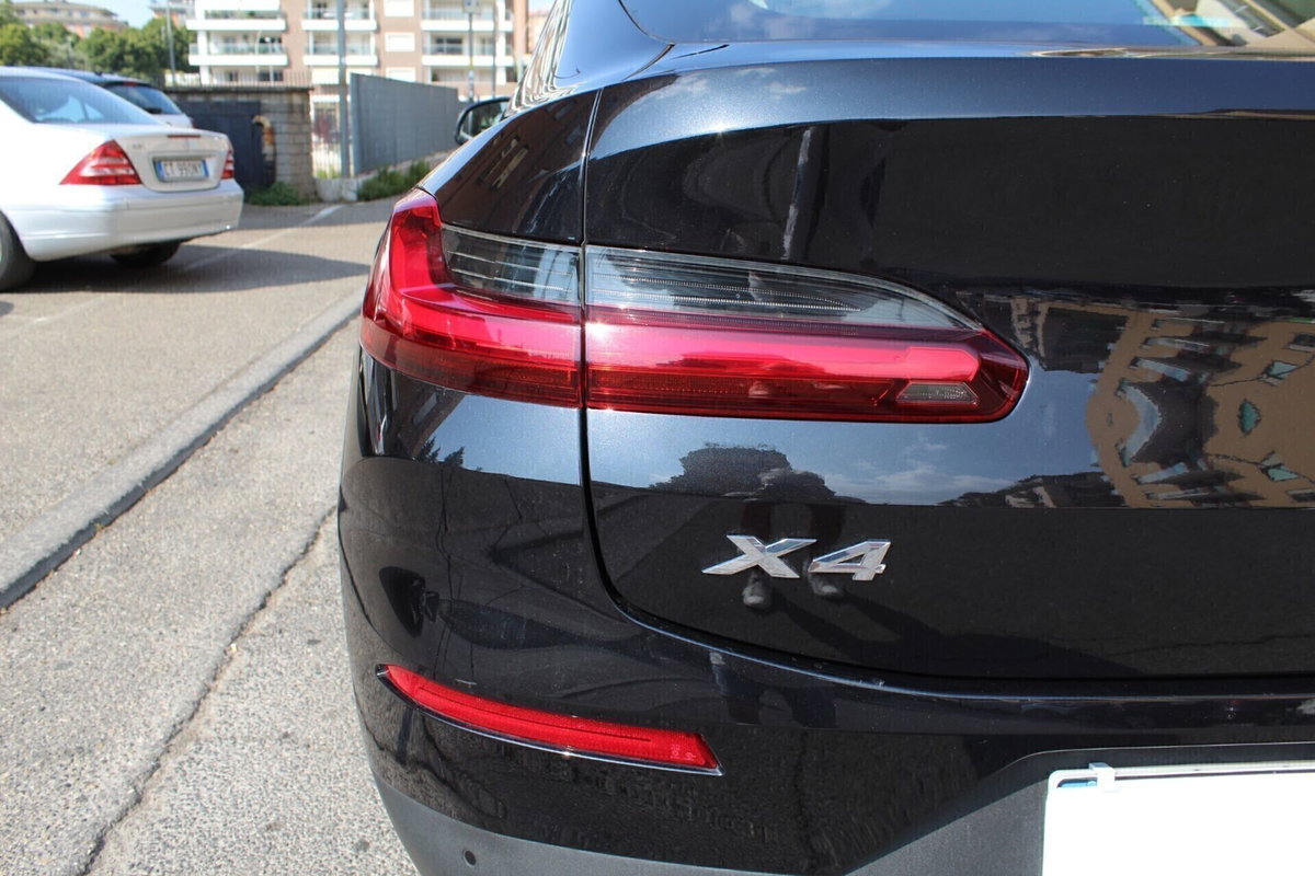 BMW X4 xDrive30d 48V 249CV (12)