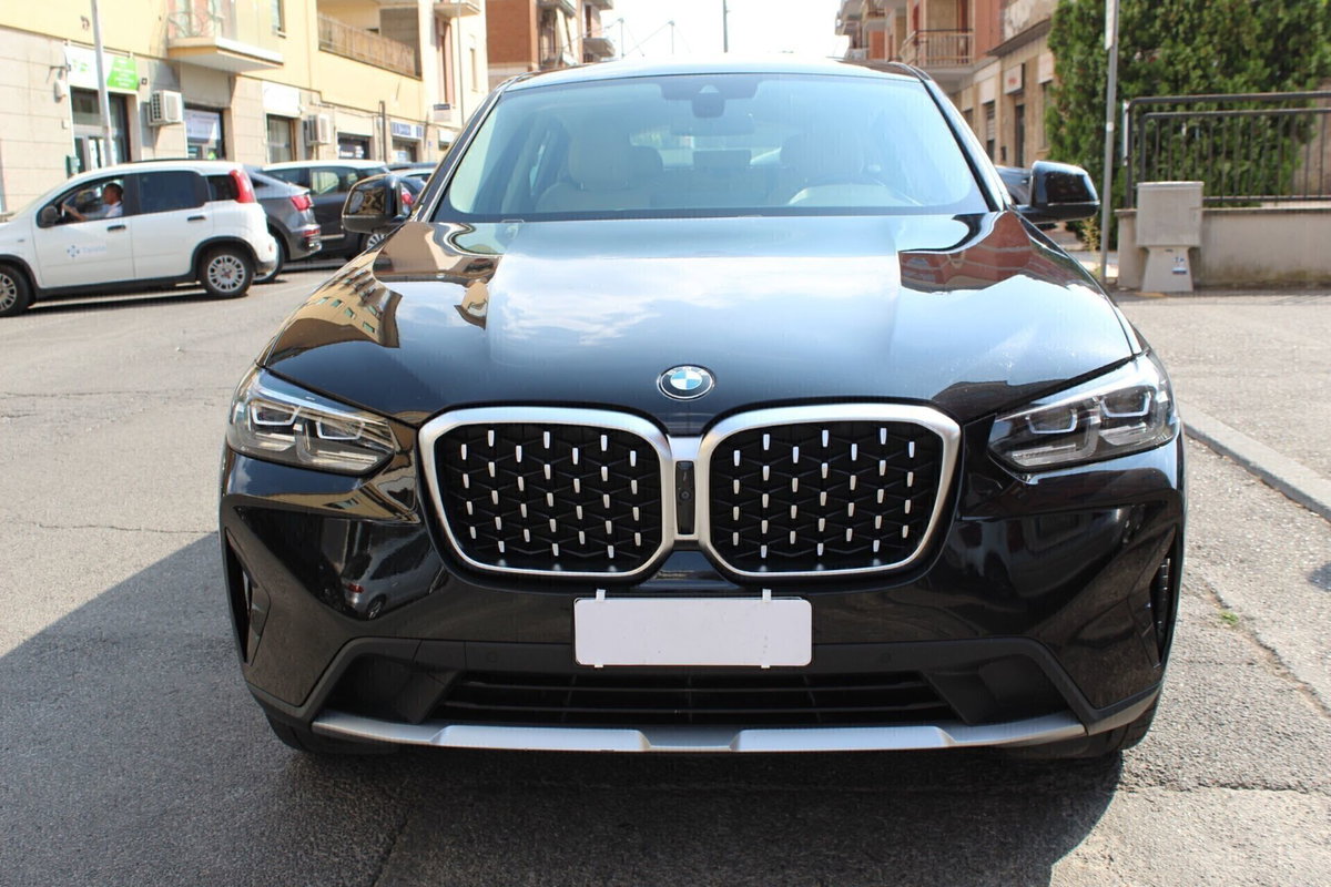 BMW X4 xDrive30d 48V 249CV (2)