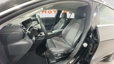 Mercedes-Benz CLA Shooting Brake 180 d Advanced auto (16)