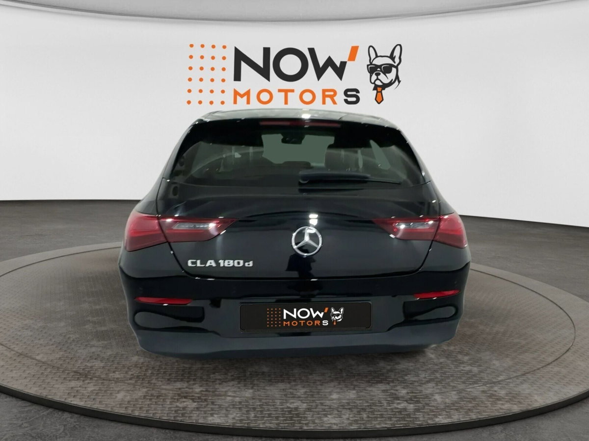 Mercedes-Benz CLA Shooting Brake 180 d Advanced auto (4)