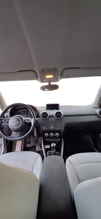 Audi A1 1.6 TDI Attraction (4)