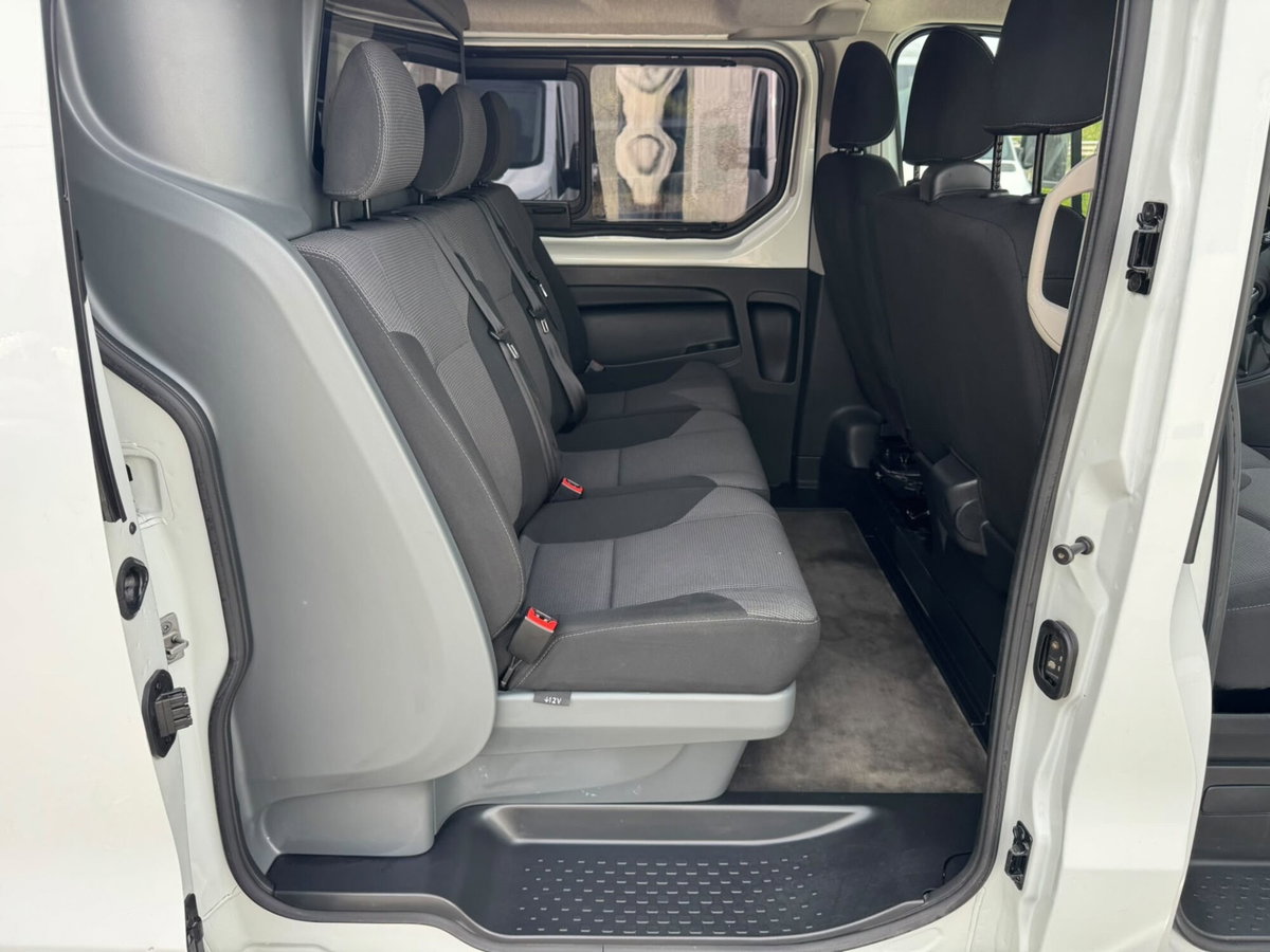 Renault Trafic Furgone T29 2.0 dCi 120CV PL-TN-DC Furgone Ice Plus (18)