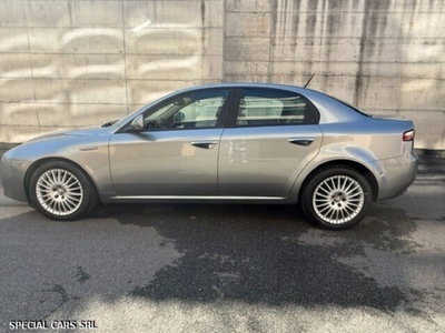 Alfa Romeo 159 1.9 JTDm 16V Distinctive Q-Tronic (4)