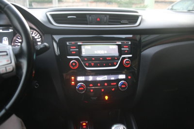 Nissan Qashqai 1.5 dCi Acenta (9)