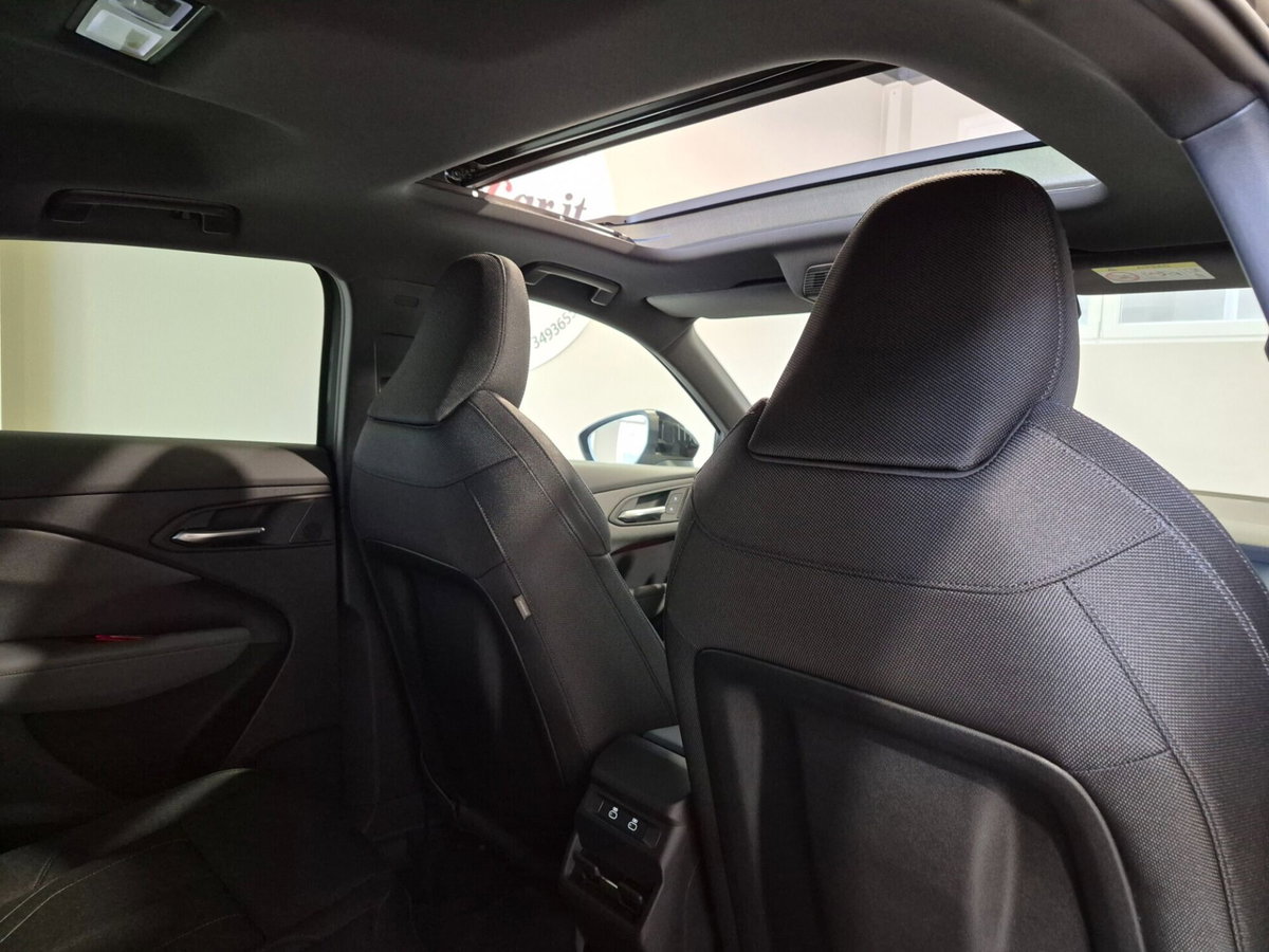 Audi Q3 Sportback 35 TDI quattro S tronic S line edition (3)
