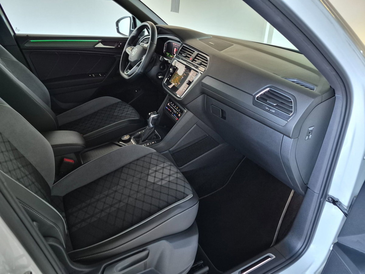 Volkswagen Tiguan Allspace 2.0 TDI 200 CV SCR DSG 4MOTION R-Line (16)