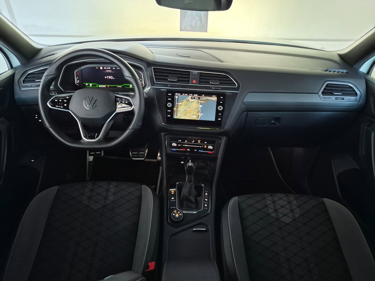 Volkswagen Tiguan Allspace 2.0 TDI 200 CV SCR DSG 4MOTION R-Line (2)