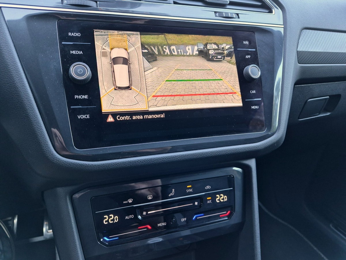 Volkswagen Tiguan Allspace 2.0 TDI 200 CV SCR DSG 4MOTION R-Line (4)