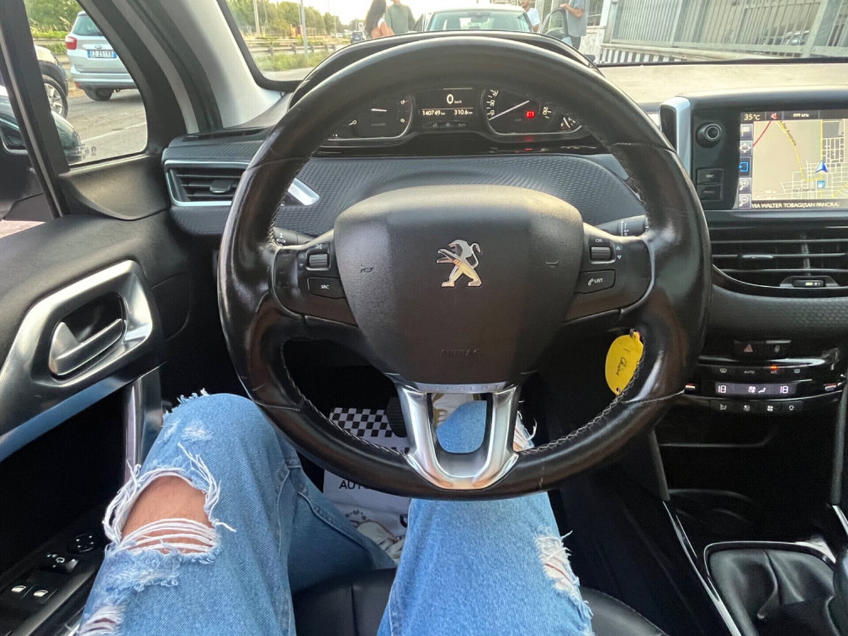Peugeot 2008 100 Allure (12)