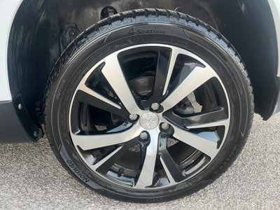 Peugeot 2008 100 Allure (19)