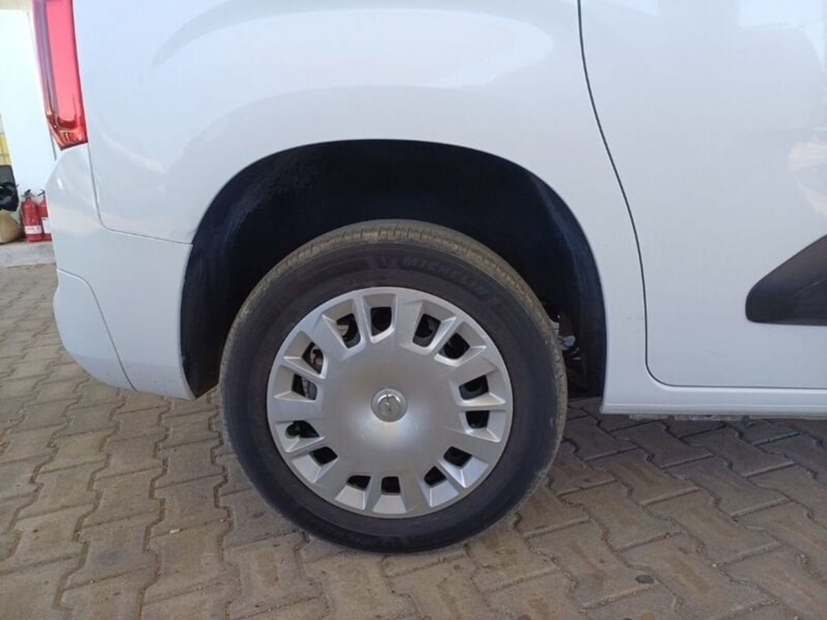Opel Combo Life life N1 XL 1.5d 100cv Edition Plus S&S (13)