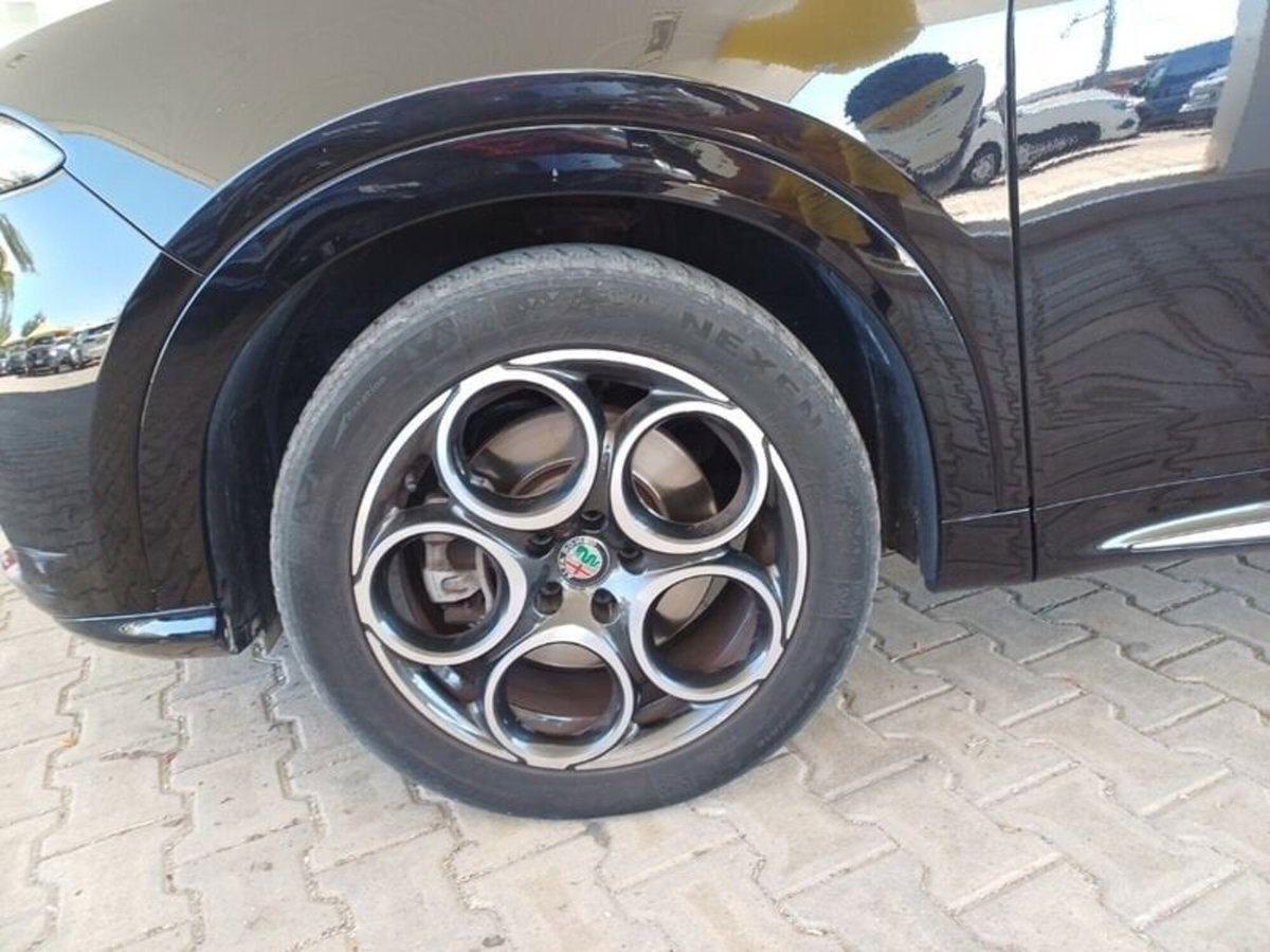 Alfa Romeo Tonale Tonale 1.5 160 CV MHEV TCT7 Ti (15)