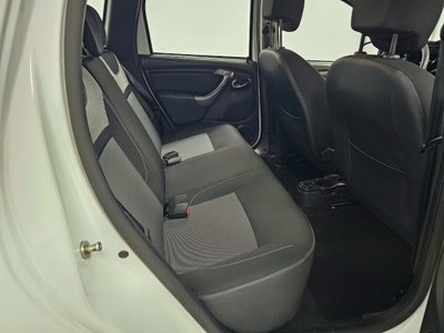 Dacia Duster 1.5 dCi 110CV Start&Stop 4x2 Lauréate (12)