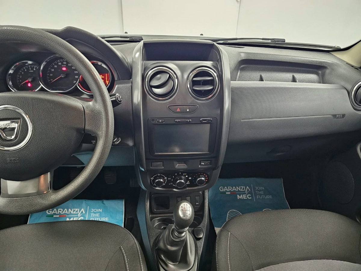 Dacia Duster 1.5 dCi 110CV Start&Stop 4x2 Lauréate (8)