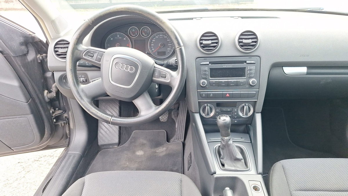 Audi A3 Sportback 2.0 TDI F.AP. Attraction (16)