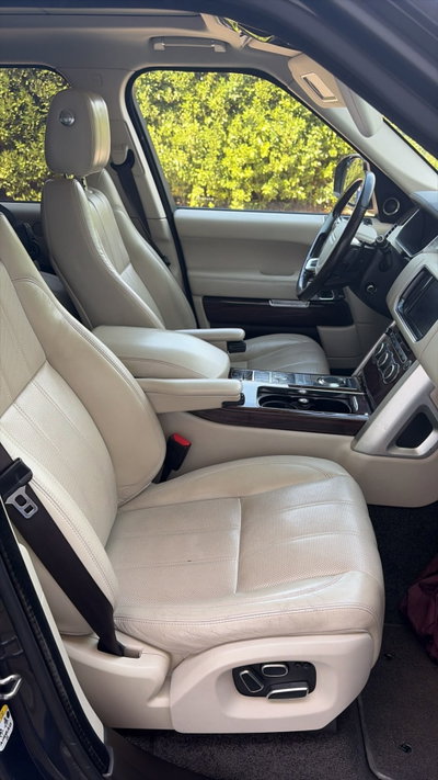 Land Rover Range Rover 4.4 SDV8 Vogue LWB (12)