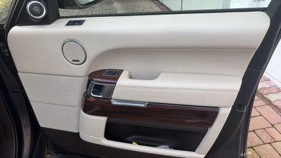 Land Rover Range Rover 4.4 SDV8 Vogue LWB (13)