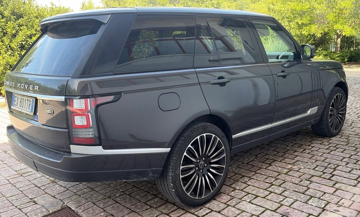 Land Rover Range Rover 4.4 SDV8 Vogue LWB (4)