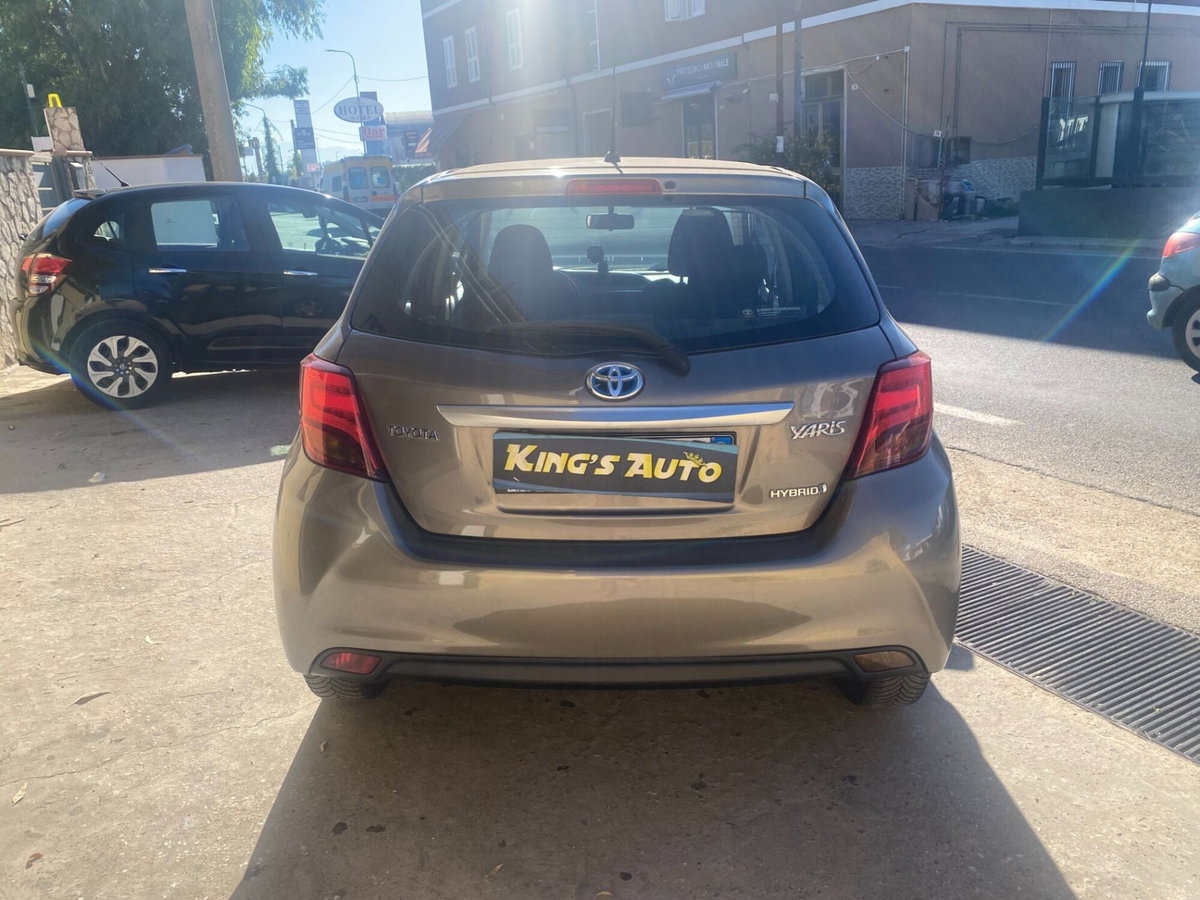 Toyota Yaris 1.5 Hybrid 5 porte Active (7)
