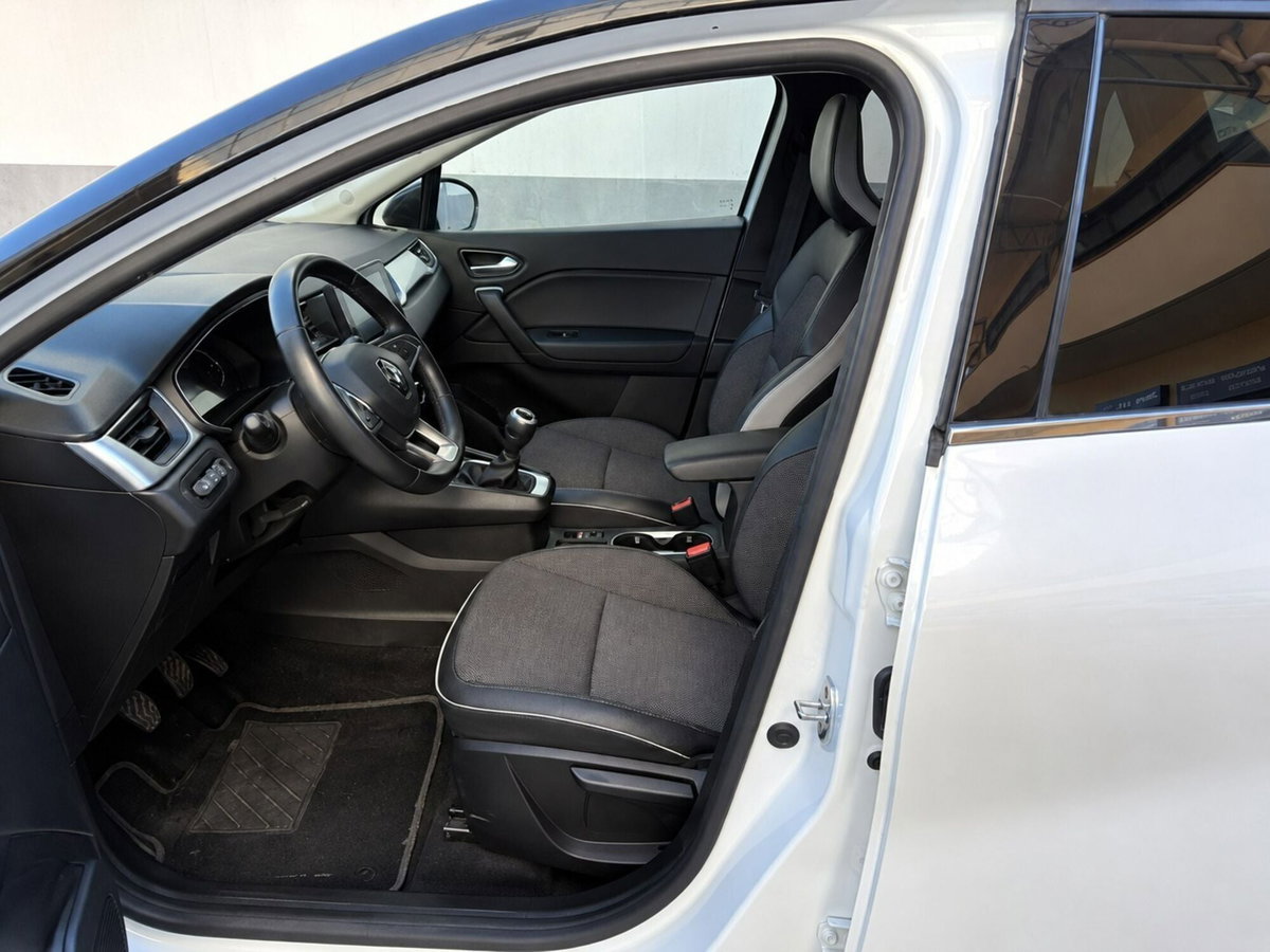 Renault Captur Mild Hybrid 140 CV Intens (5)