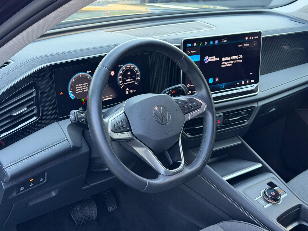 Volkswagen Tiguan 2.0 tdi Edition 150cv dsg (11)