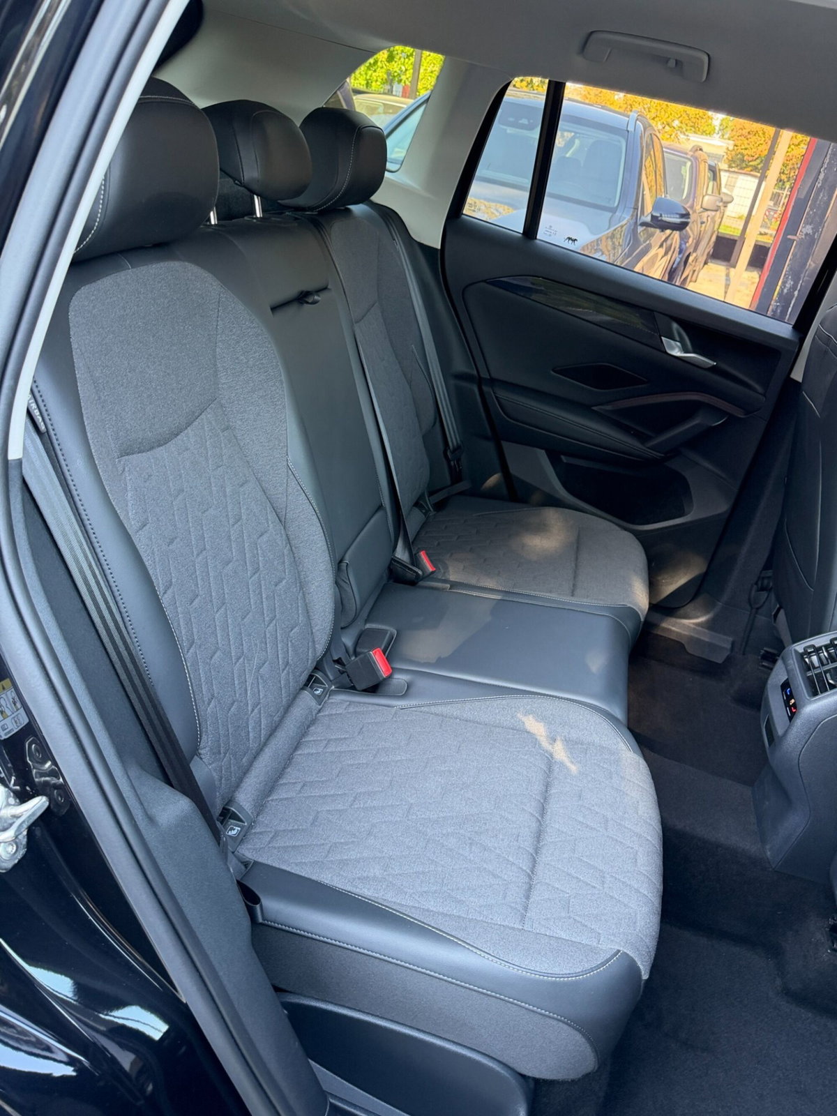 Volkswagen Tiguan 2.0 tdi Edition 150cv dsg (13)
