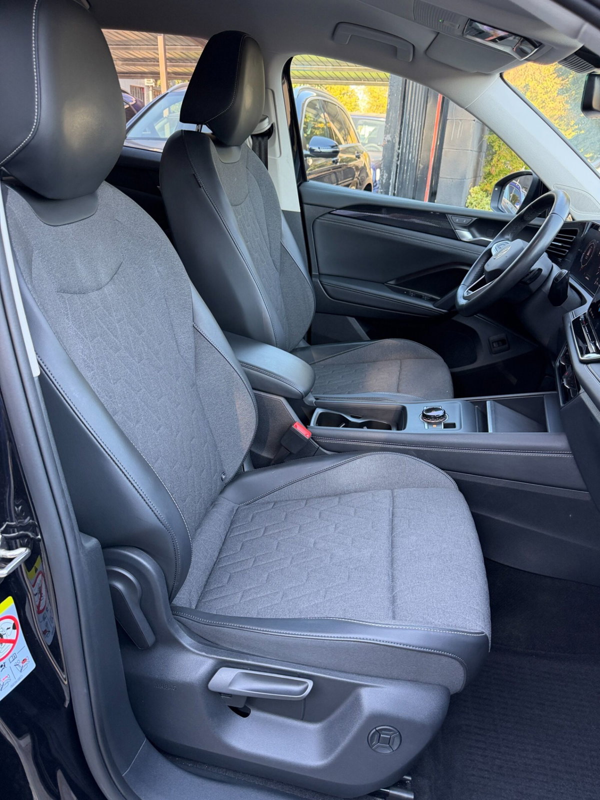 Volkswagen Tiguan 2.0 tdi Edition 150cv dsg (15)