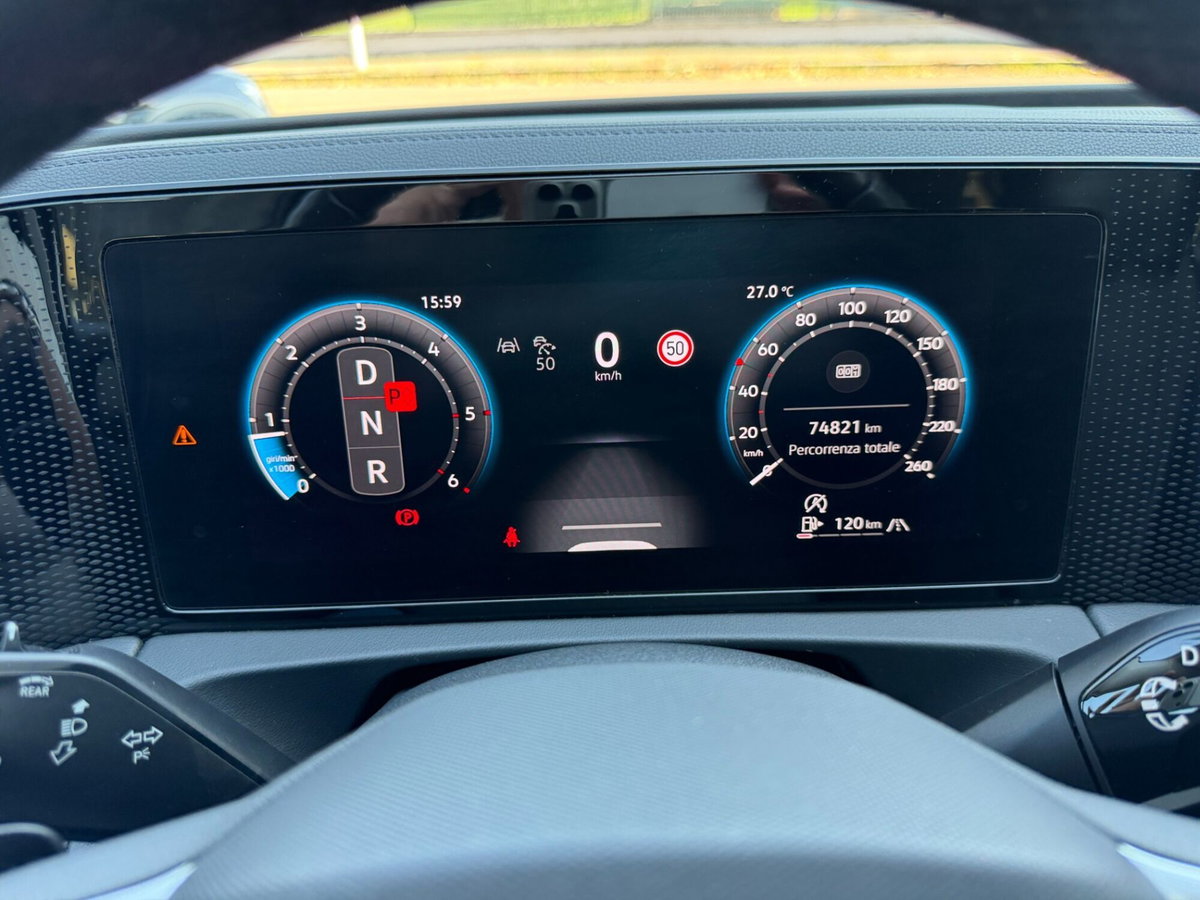 Volkswagen Tiguan 2.0 tdi Edition 150cv dsg (18)