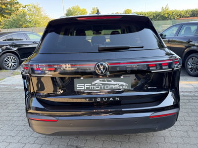 Volkswagen Tiguan 2.0 tdi Edition 150cv dsg (5)