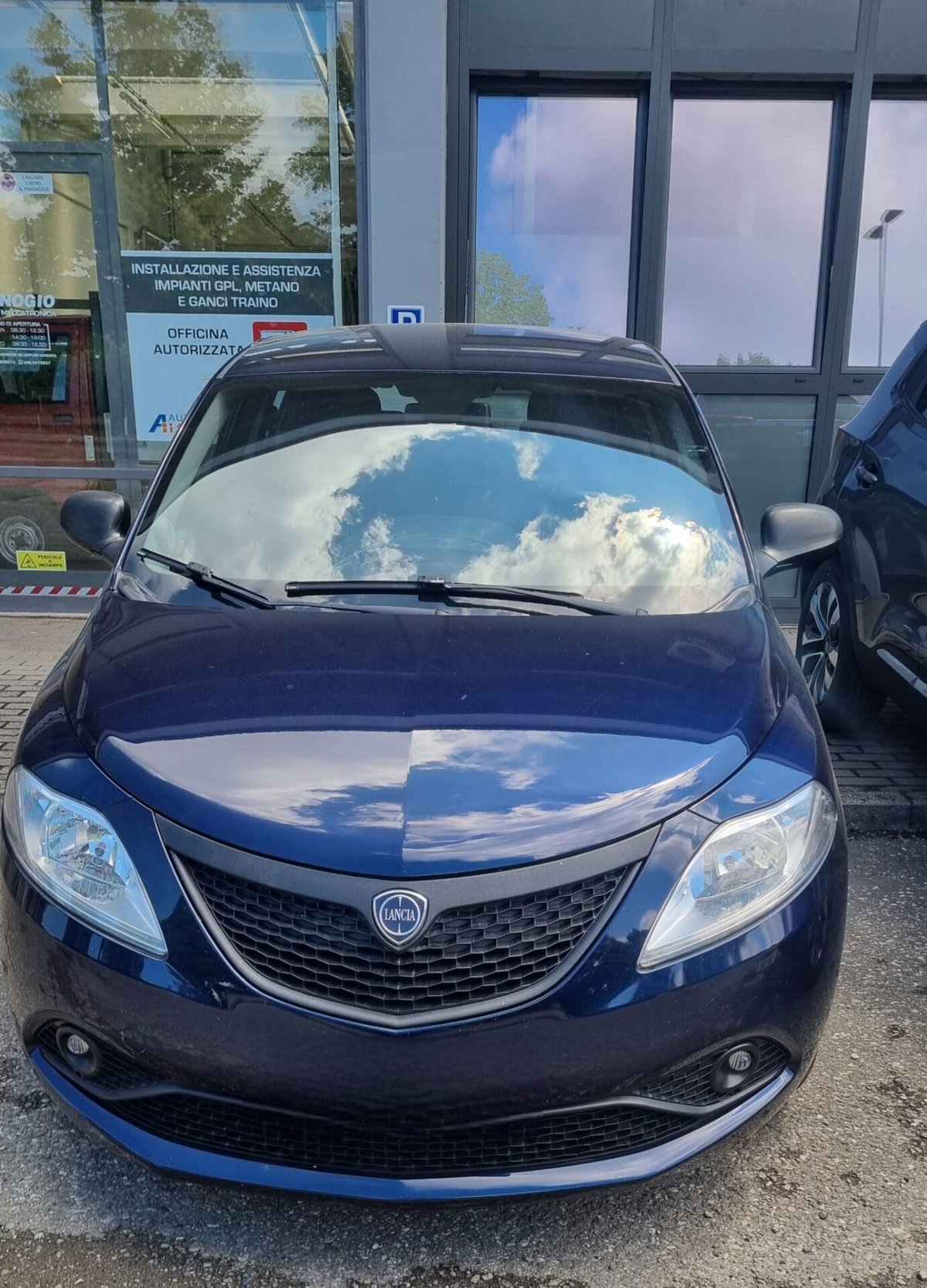 Lancia Ypsilon 1.2 69 CV 5 porte Elefantino (4)