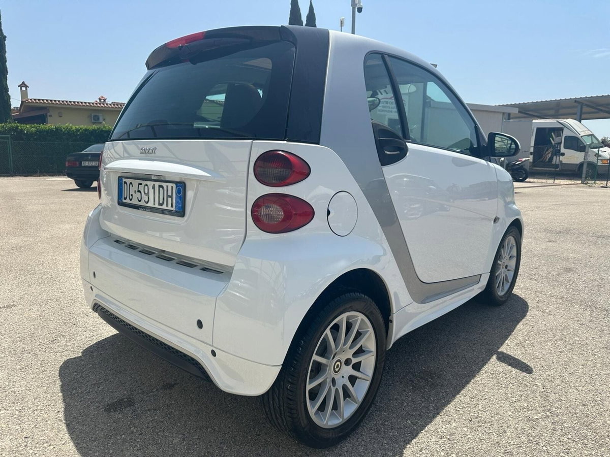 smart Fortwo 1000 62 kW coupé passion (3)