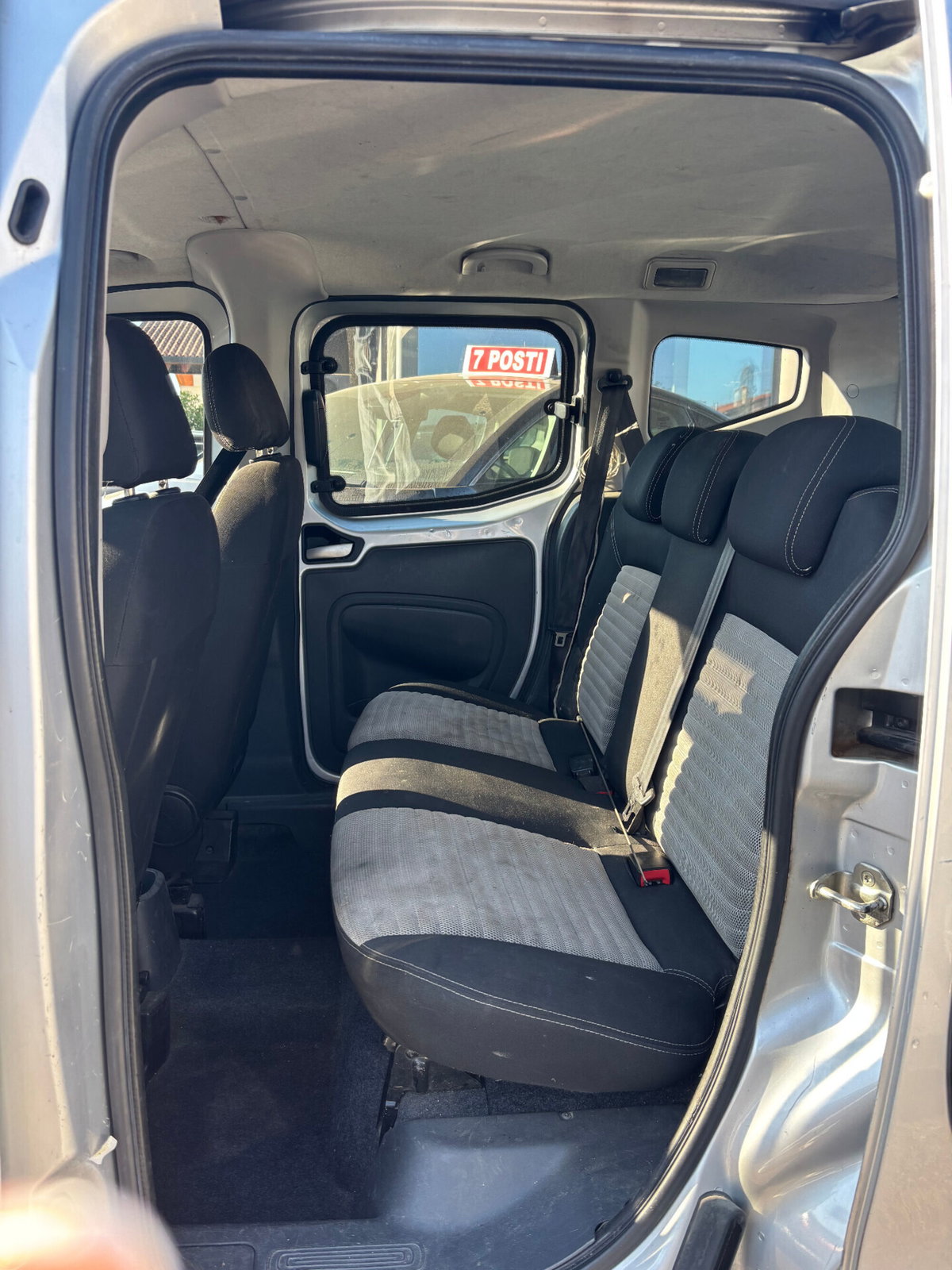 Fiat Qubo 1.3 MJT 75 CV Trekking (10)