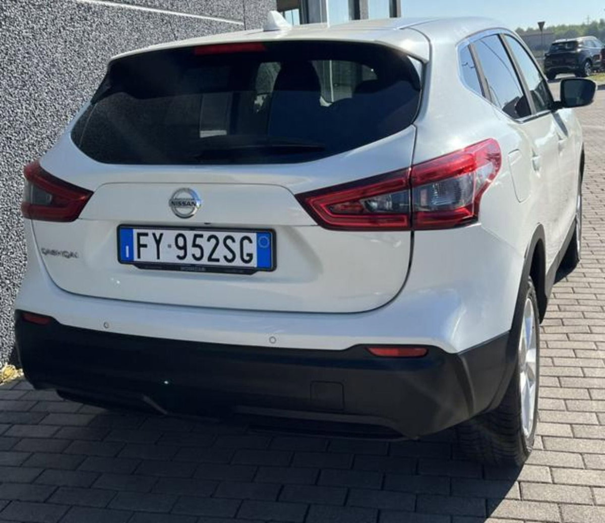 Nissan Qashqai 1.5 dCi N-Connecta (10)
