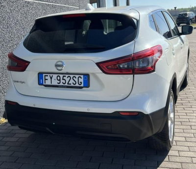 Nissan Qashqai 1.5 dCi N-Connecta (10)