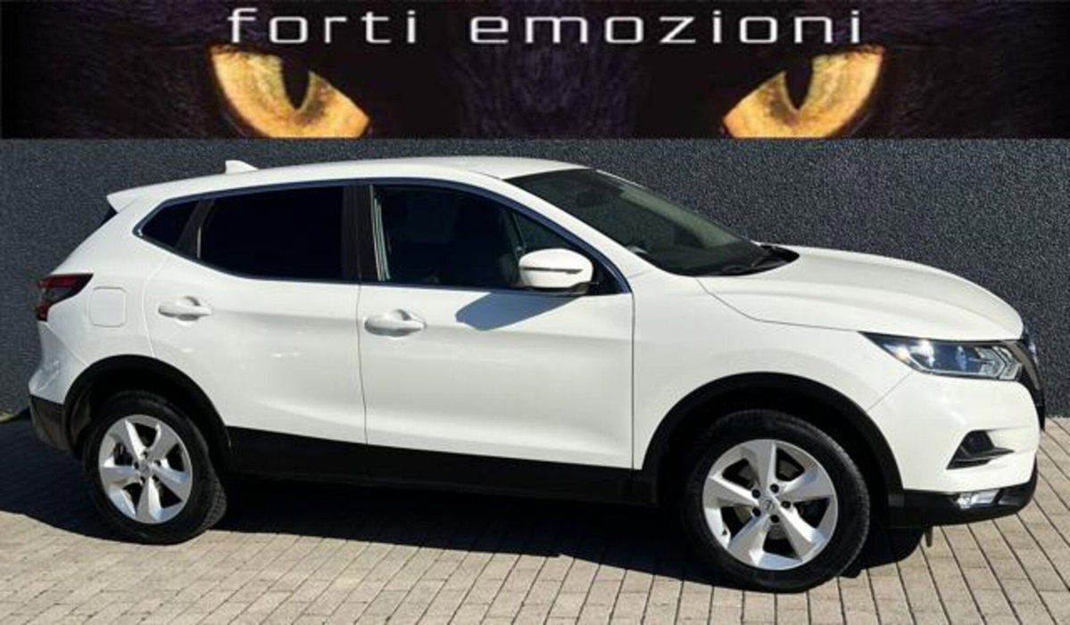 Nissan Qashqai 1.5 dCi N-Connecta (5)