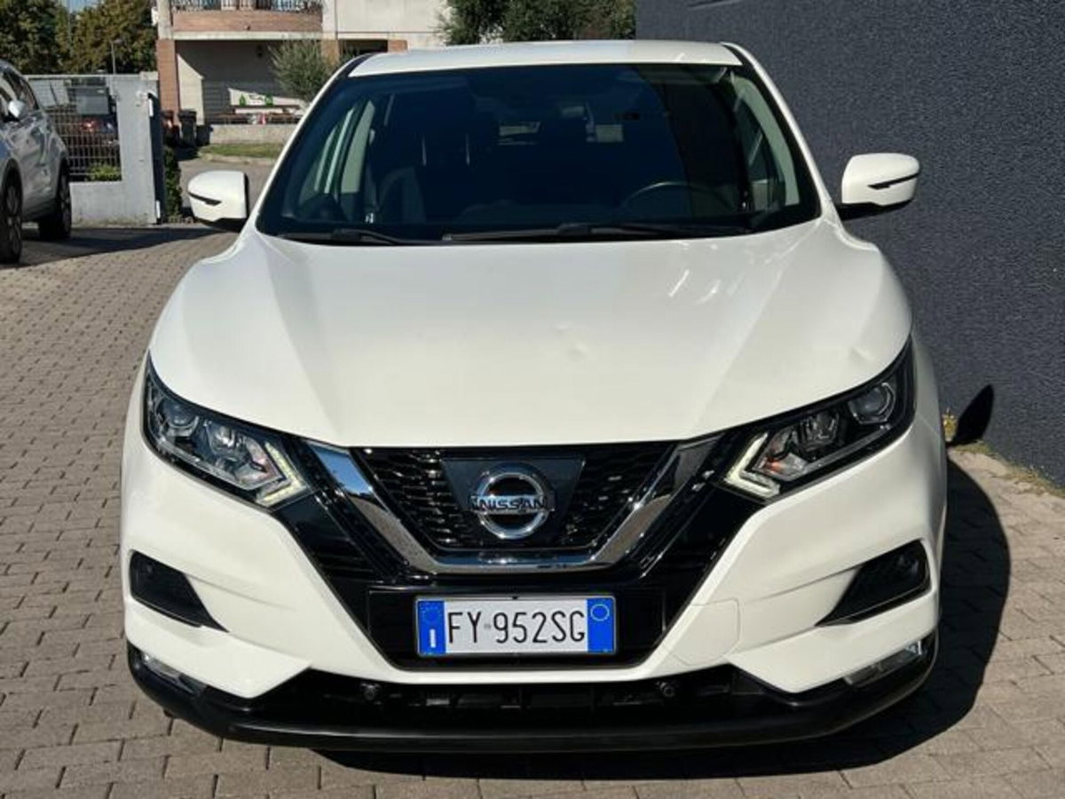 Nissan Qashqai 1.5 dCi N-Connecta (7)