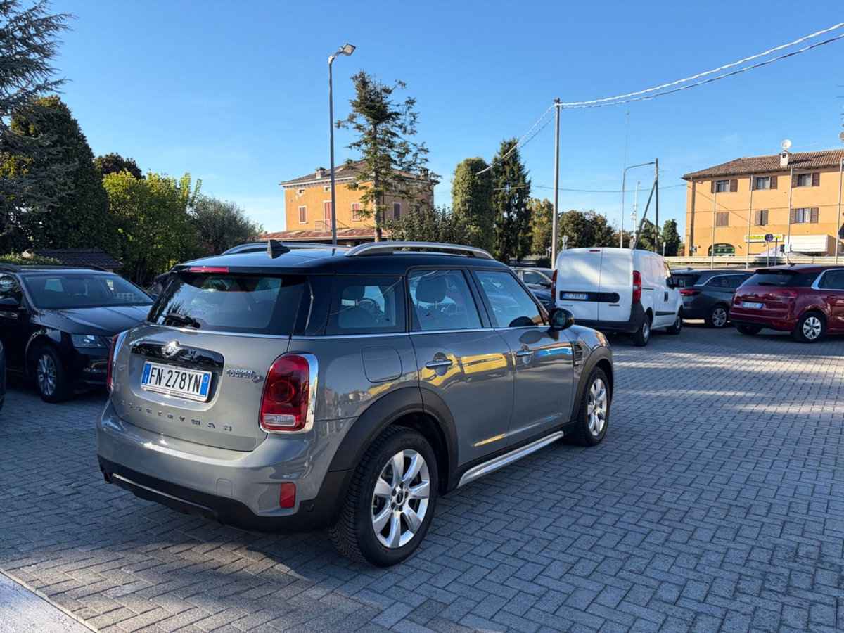 MINI Mini Countryman 2.0 Cooper D Essential Countryman (4)