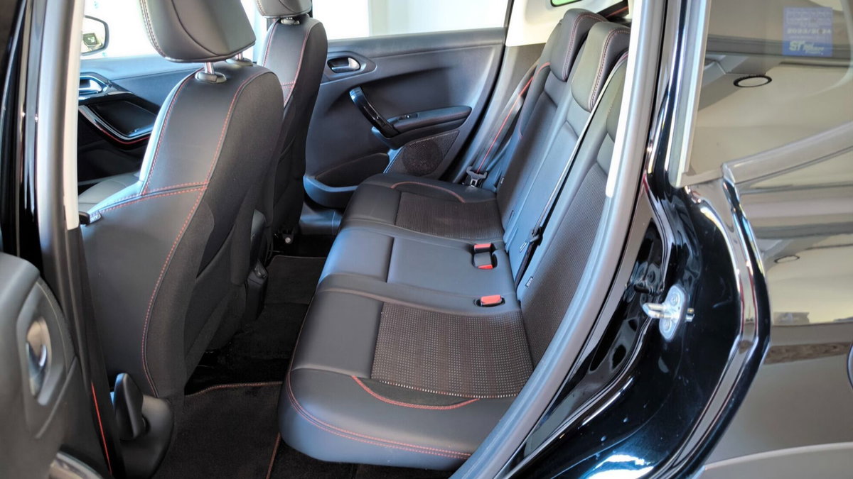 Peugeot 2008 120 S&S GT Line (18)
