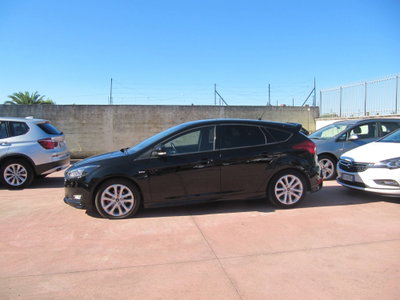Ford Focus 1.5 TDCi 120 CV Start&Stop ST Line (2)