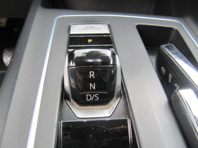 Volkswagen Golf 2.0 TDI DSG SCR Style (16)