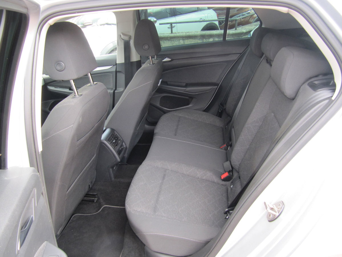 Volkswagen Golf 2.0 TDI DSG SCR Style (19)