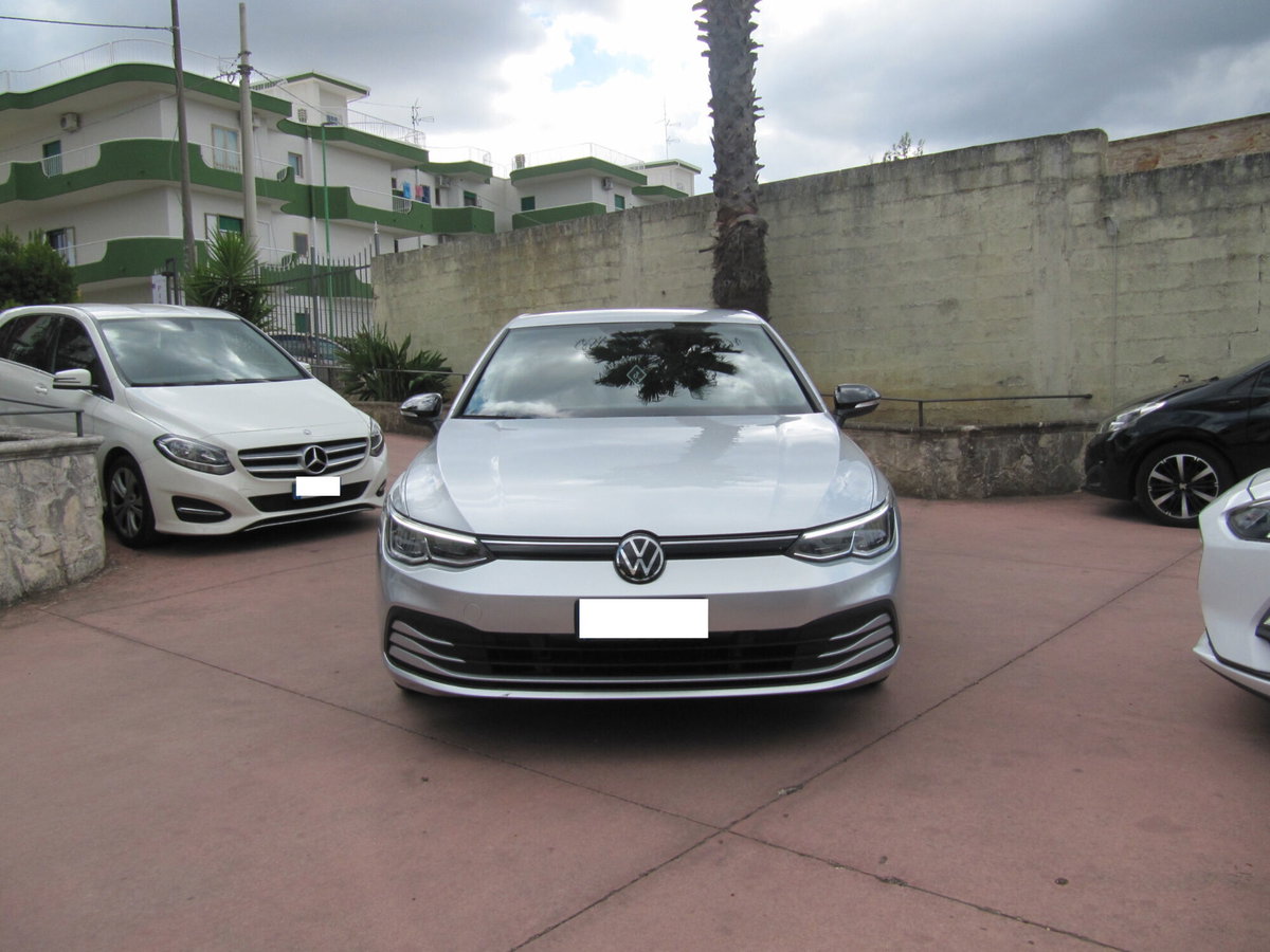 Volkswagen Golf 2.0 TDI DSG SCR Style (3)