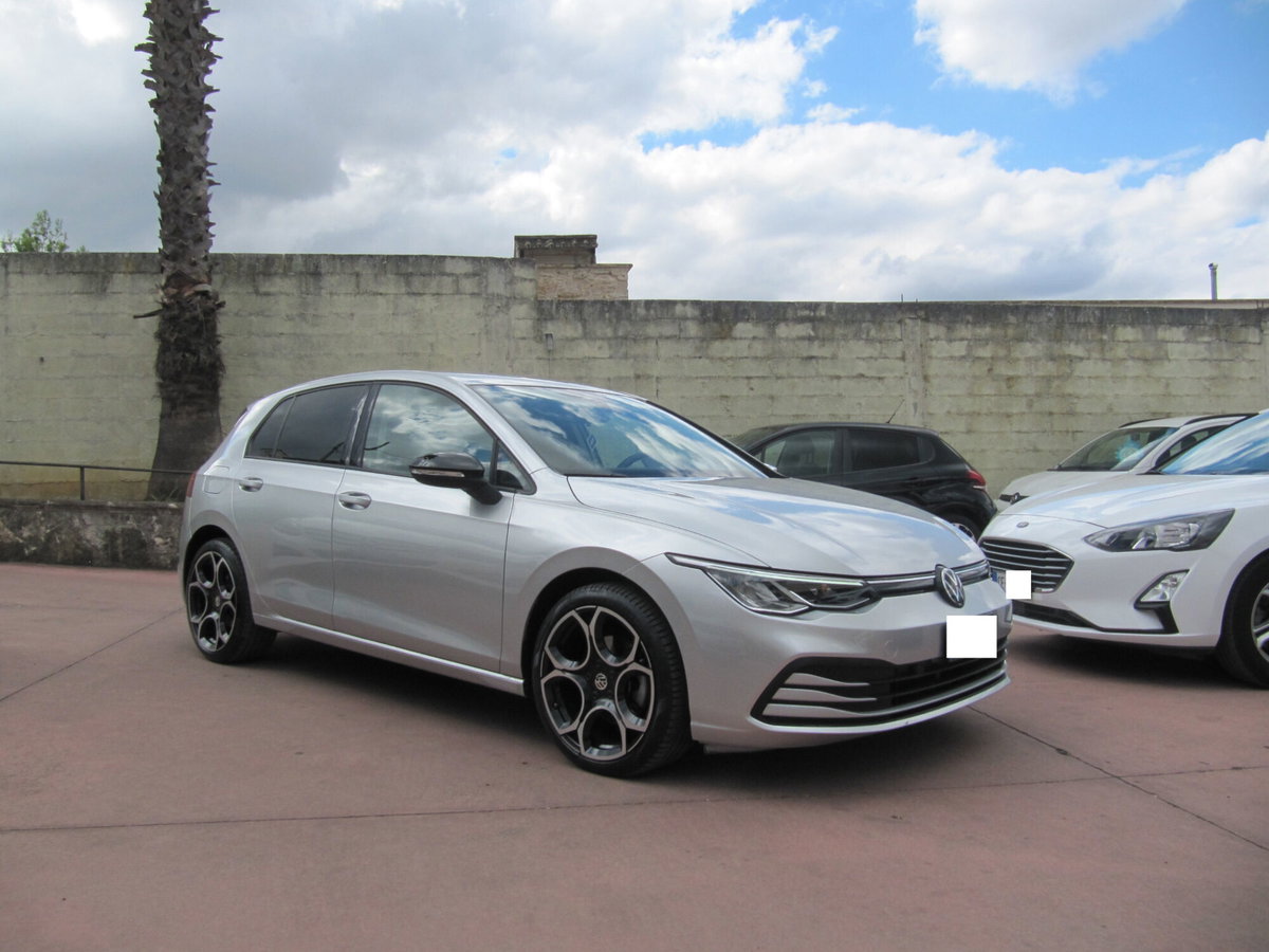 Volkswagen Golf 2.0 TDI DSG SCR Style (4)