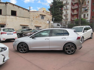 Volkswagen Golf 2.0 TDI DSG SCR Style (7)