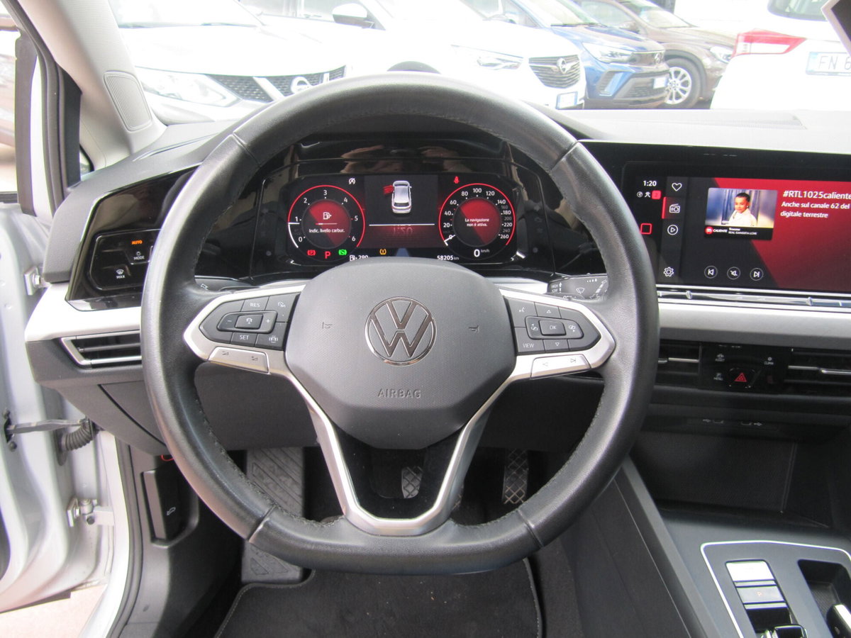 Volkswagen Golf 2.0 TDI DSG SCR Style (9)
