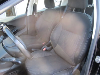 Peugeot 208 BlueHDi 100 Stop&Start 5 porte Allure (13)
