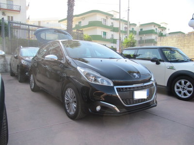 Peugeot 208 BlueHDi 100 Stop&Start 5 porte Allure (3)