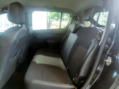 Dacia Sandero Stepway 1.5 dCi 8V 90CV Start&Stop (4)