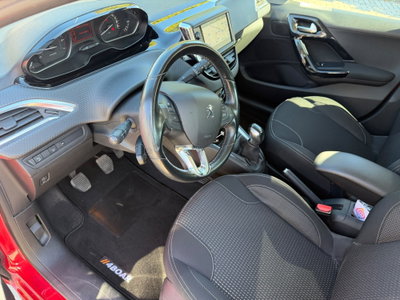 Peugeot 208 82 5 porte Allure (12)